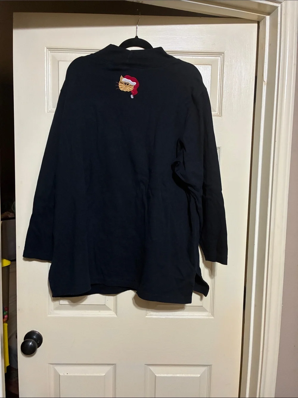Bechamel Black Sweatshirt with Festive Cat Patch Motifs